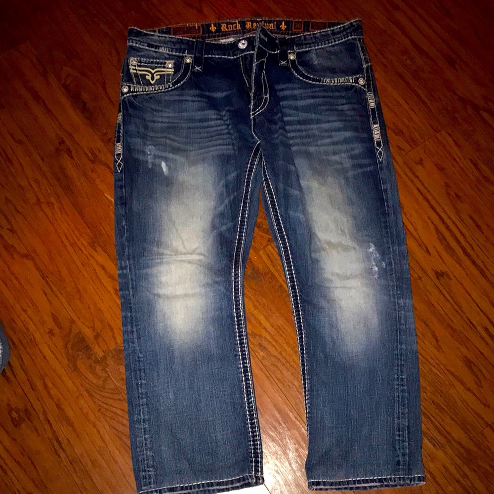Men’s Rock Revival Buckle Jeans!